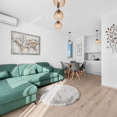 Sunny, Brand New, Luxury Братислава